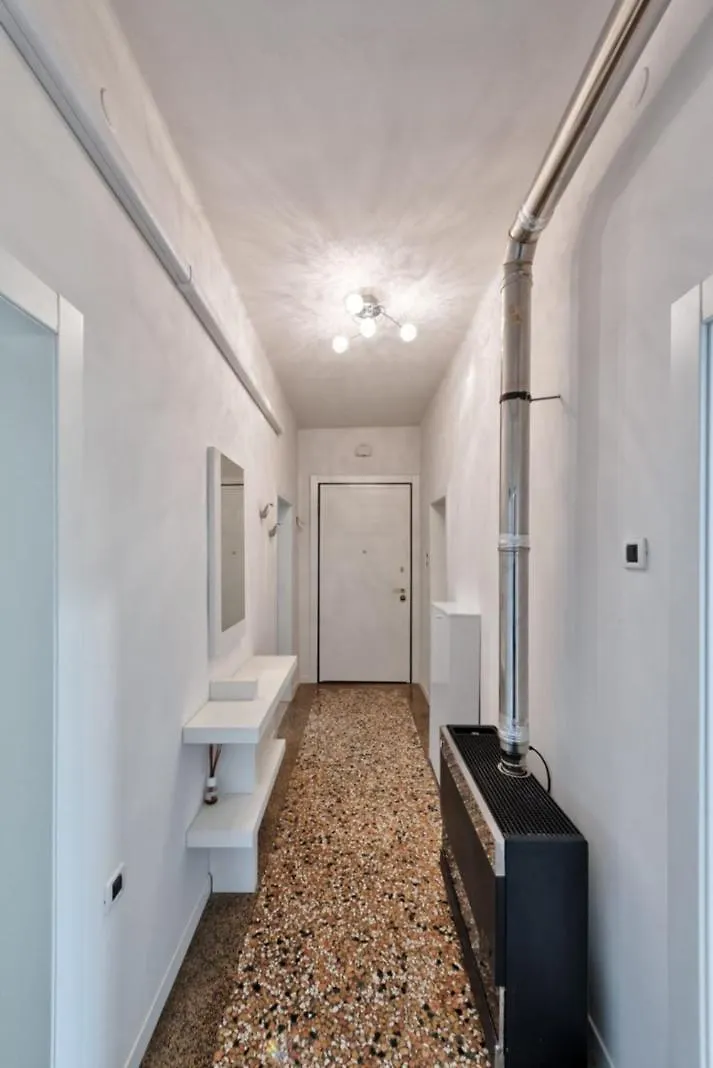City Living Guest House Venice Room